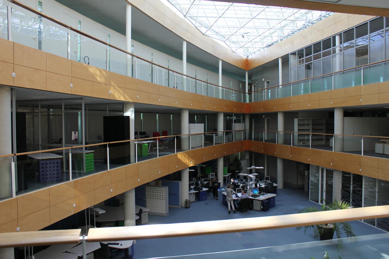 Bureau Aix-en-Provence 4612m² Location bureau Aix-en-Provence Bouches-du-Rhône OLBUR2309067 6